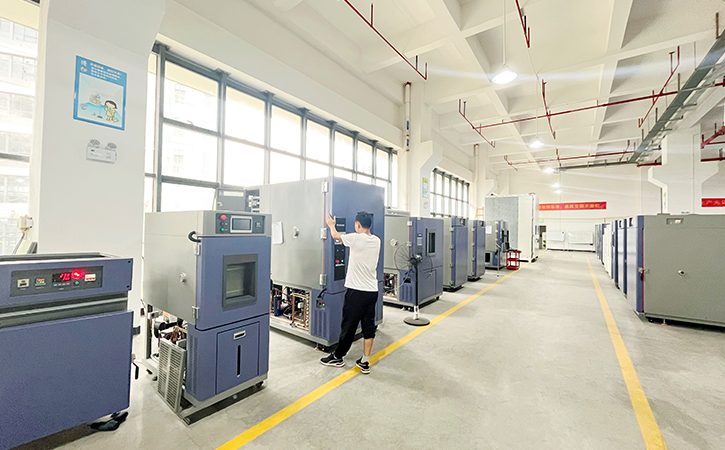 氙燈老化箱風(fēng)冷和水冷該怎么選？